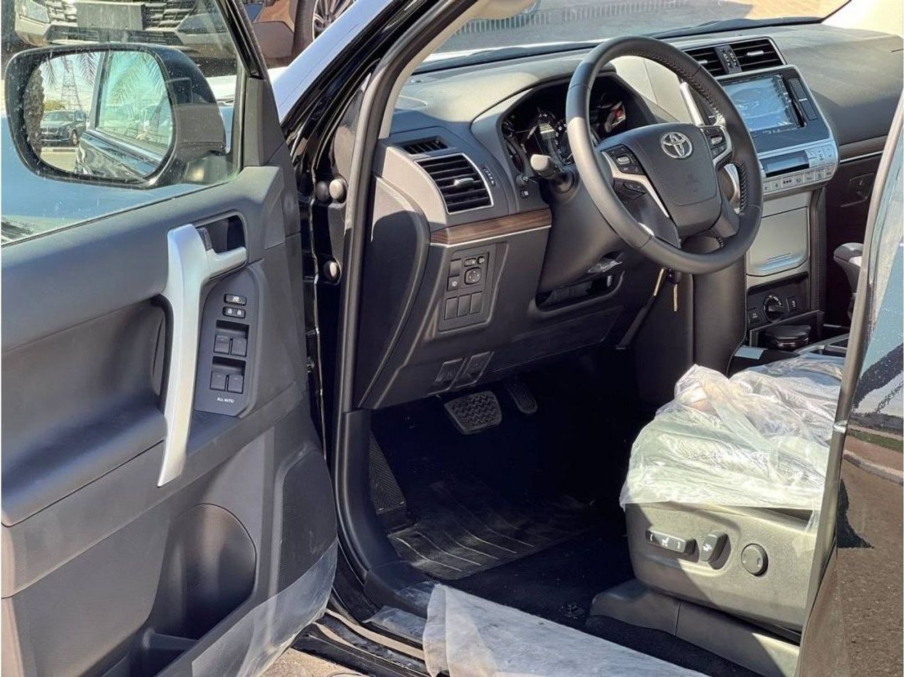 Toyota Prado VX 2.7L PTR A/T // 2023 // HIGH OPTION WITH SUNROOF , COOL BOX , POWER SEATS // SPECIAL OFFER // BY