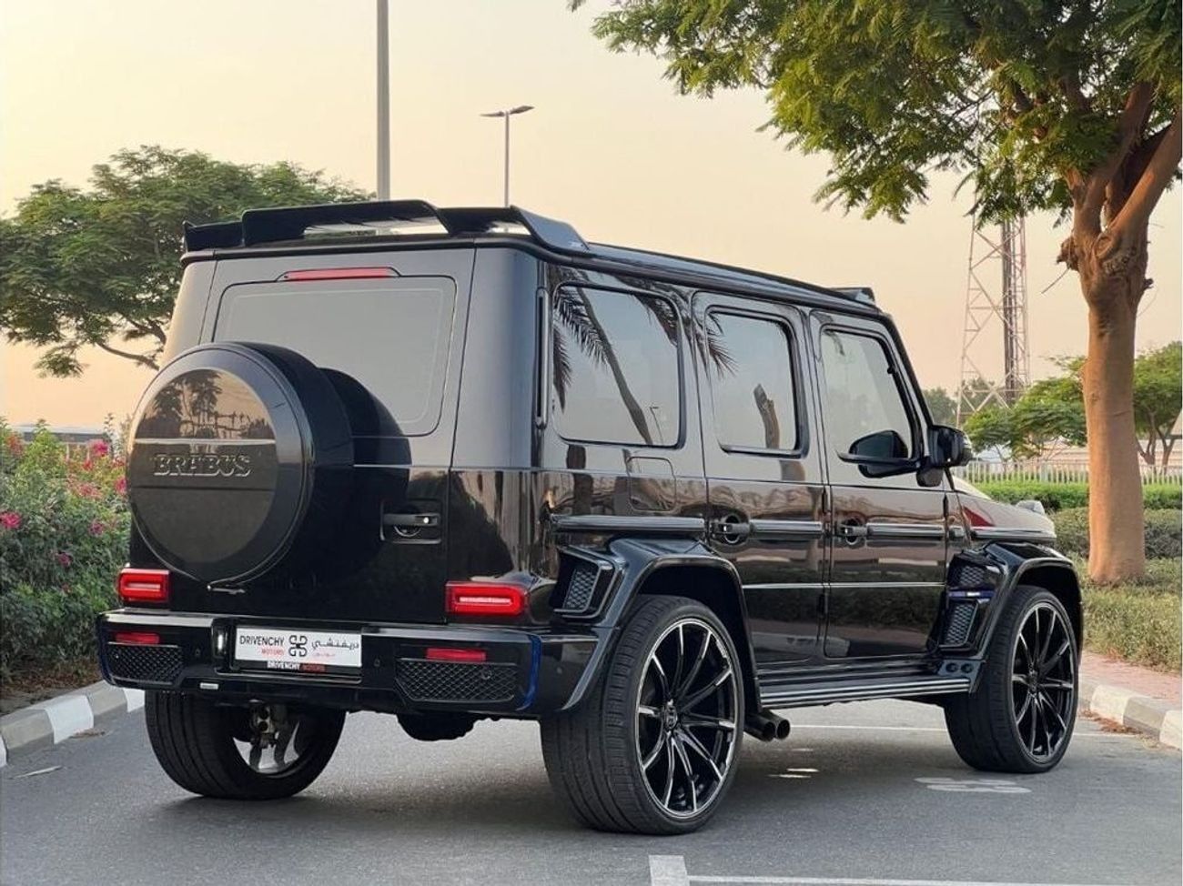 BRABUS 800 - Mercedes-AMG G 63 original brabus with docs  , full original paint , no accident , clean title ,