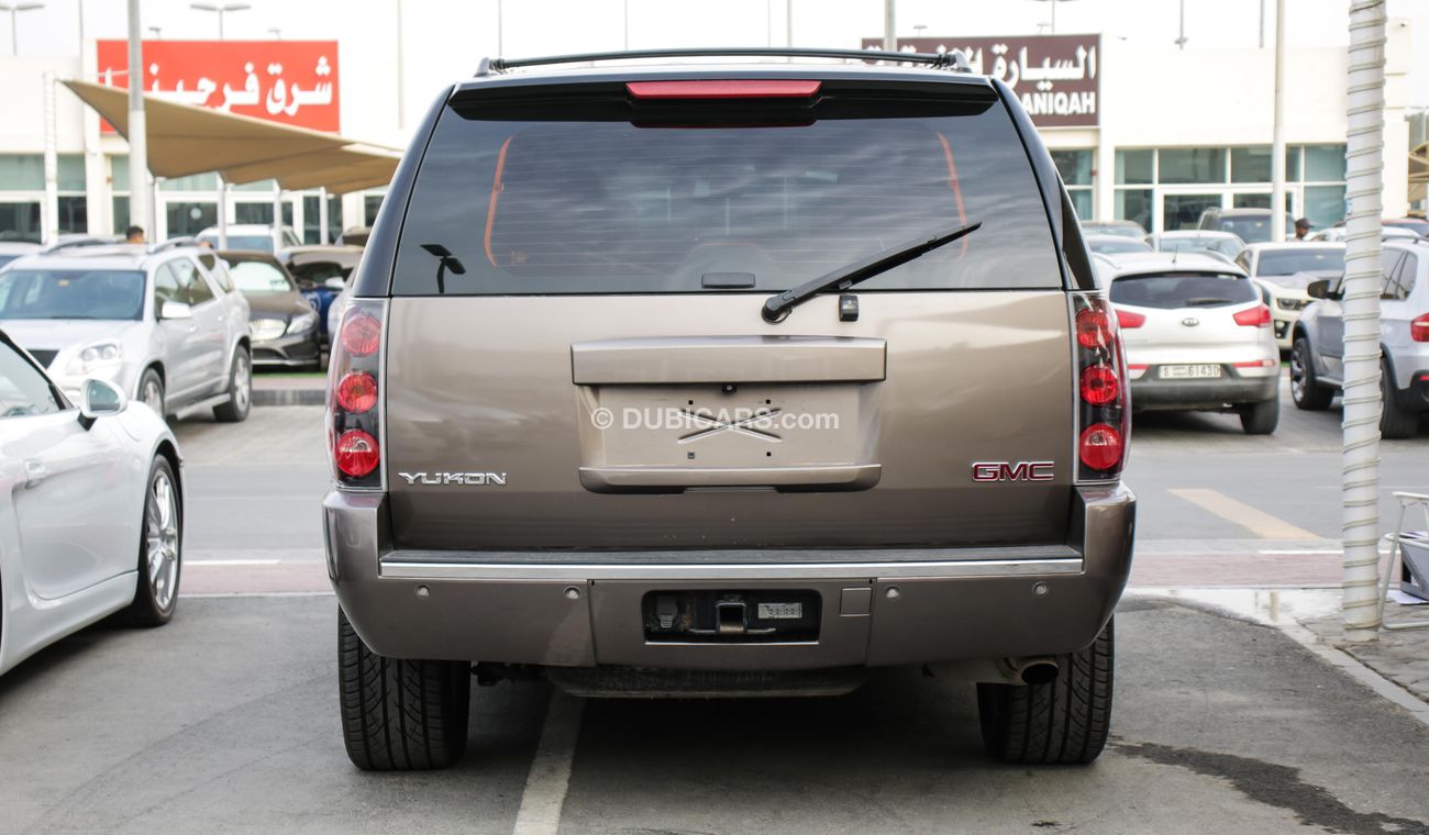GMC Yukon Denali