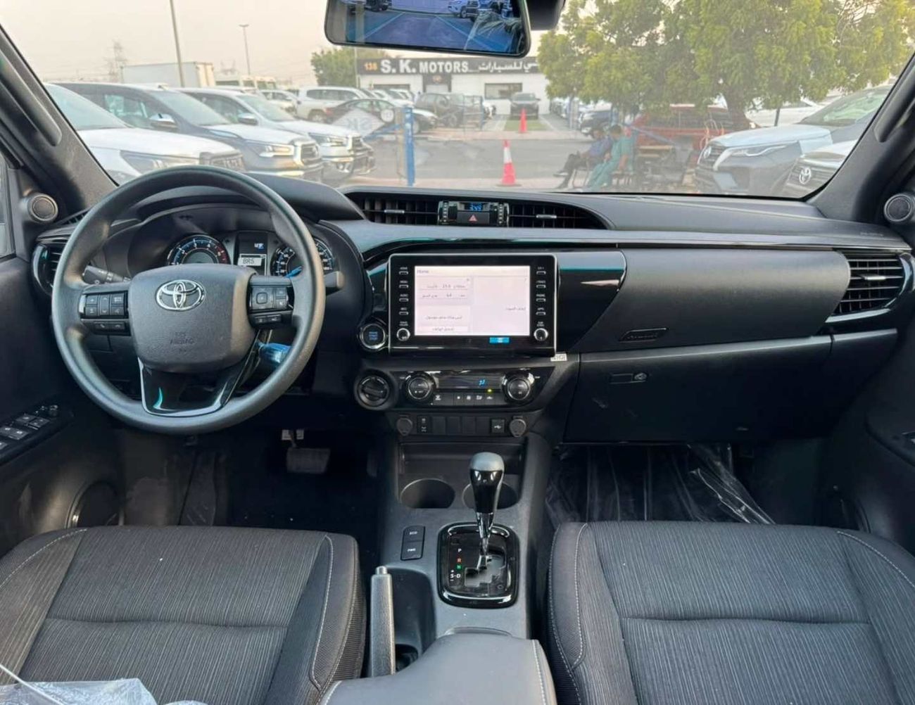 تويوتا هيلوكس ADVENTURE SR5 ADVENTURE || DOUBLE CABIN || 2.8L V4 DIESEL / RADAR / 360*CAMERA / AIR COMPRESSOR / FULL OPTION