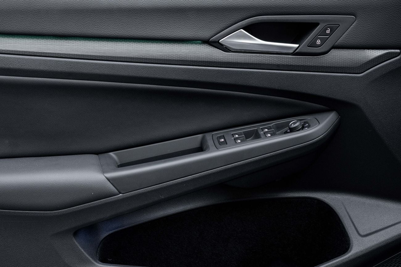 Volkswagen Golf Golf GTI | 2,644 P.M | 0% Downpayment | VW WARRANTY + SERVICE CONTRACT! | Ramadan Offer!