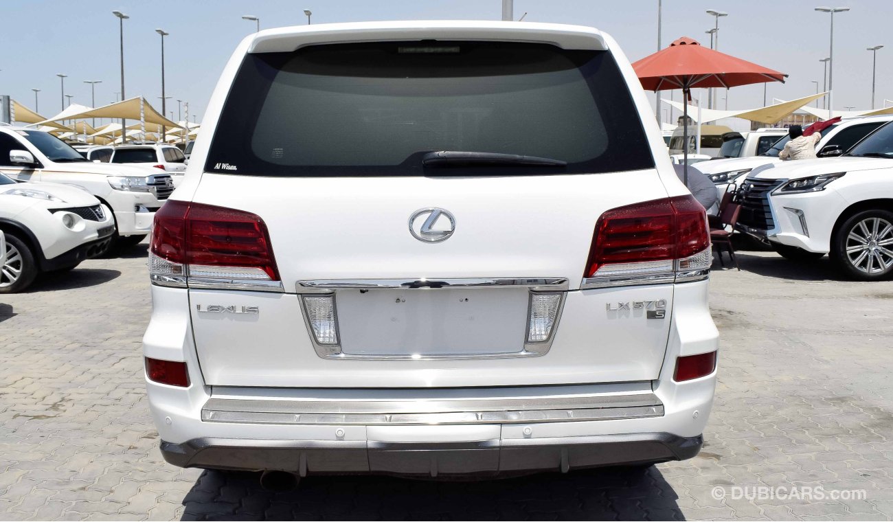 Lexus LX570