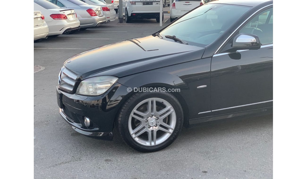 Mercedes-Benz C 300 Mercedes benz C300 model 2008 Japan  car prefect condition full option low mile