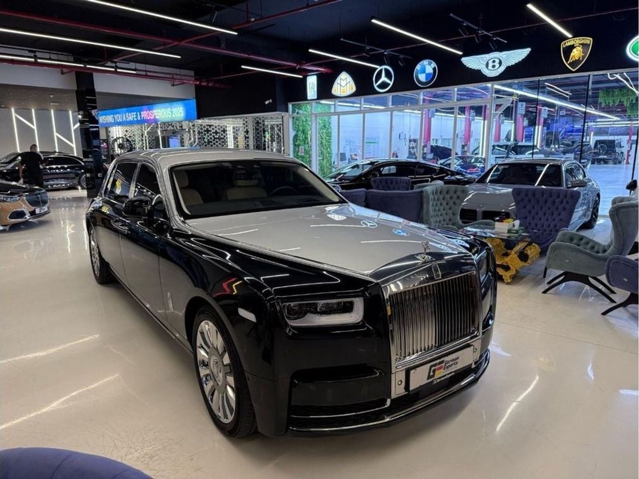 رولز رويس فانتوم EWB 6.8L 2022 Rolls-Royce Phantom EWB-Mint Condition-Warranty and Service contracts available