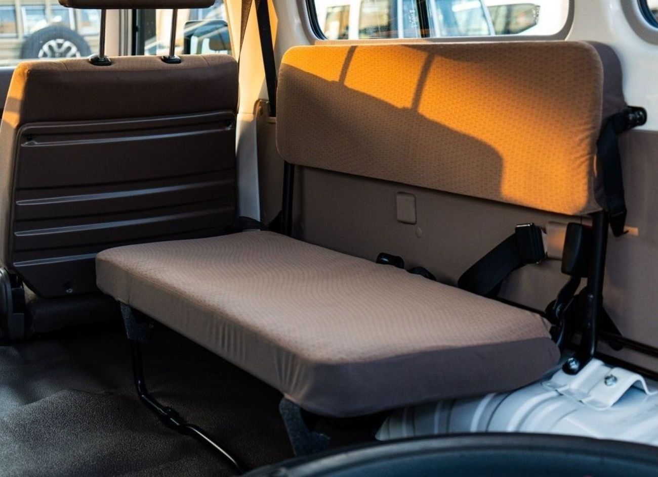 Toyota Land Cruiser 70 Hard Top | 4.0 L | V6 | PETROL | Automatic (3 Doors)