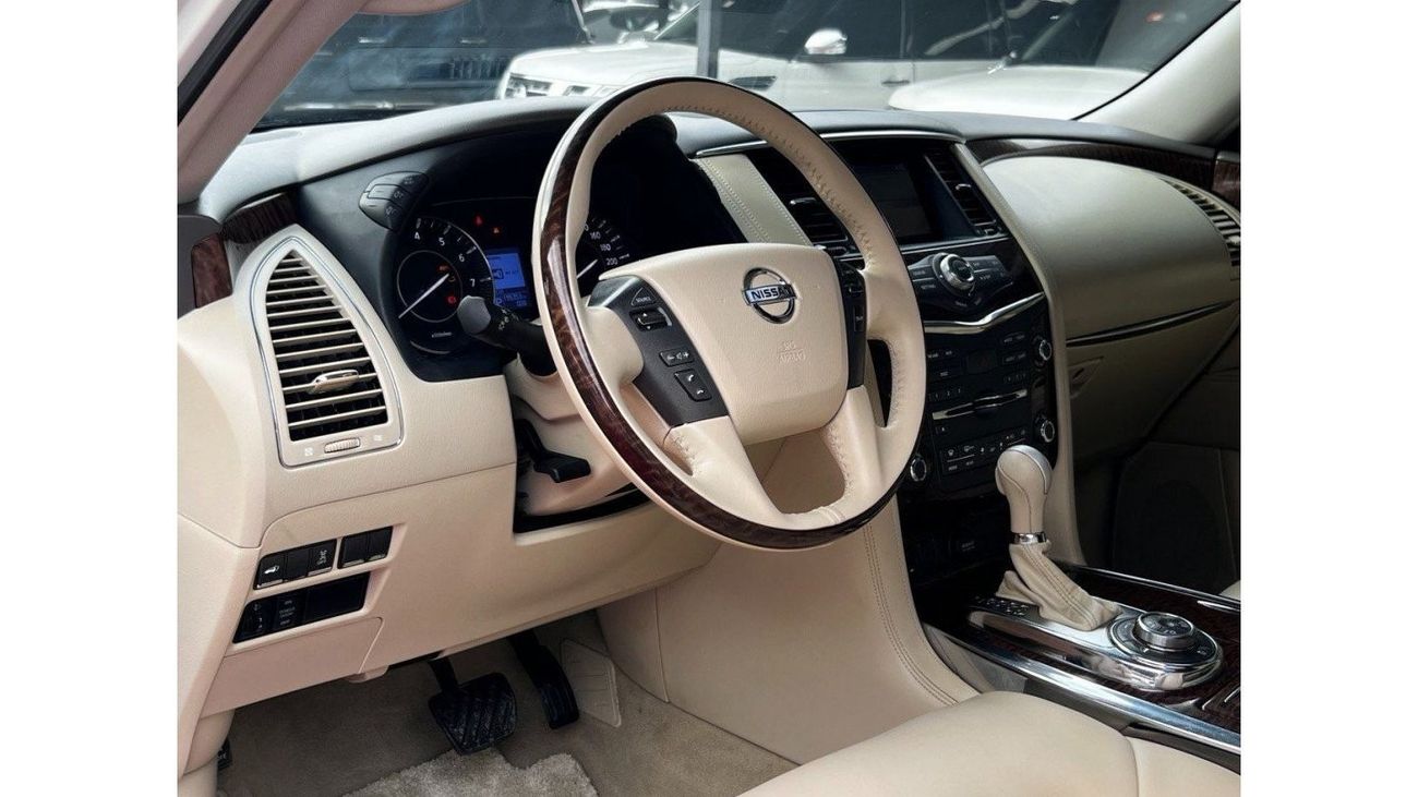 نيسان باترول LE T1