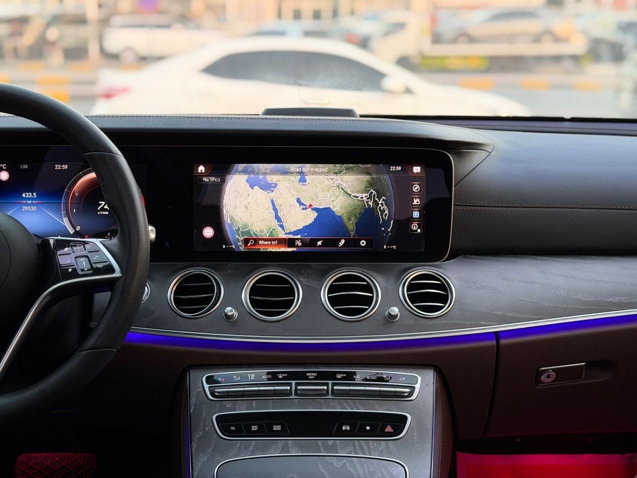 مرسيدس بنز E 350 4MATIC (NON GCC)
