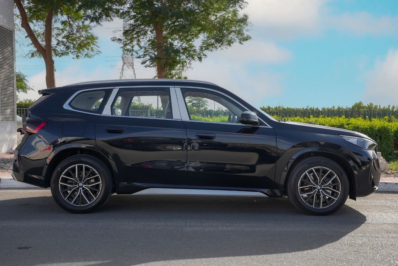 بي أم دبليو iX1 2026 BMW iX1 S-drive 25L FWD 0Km