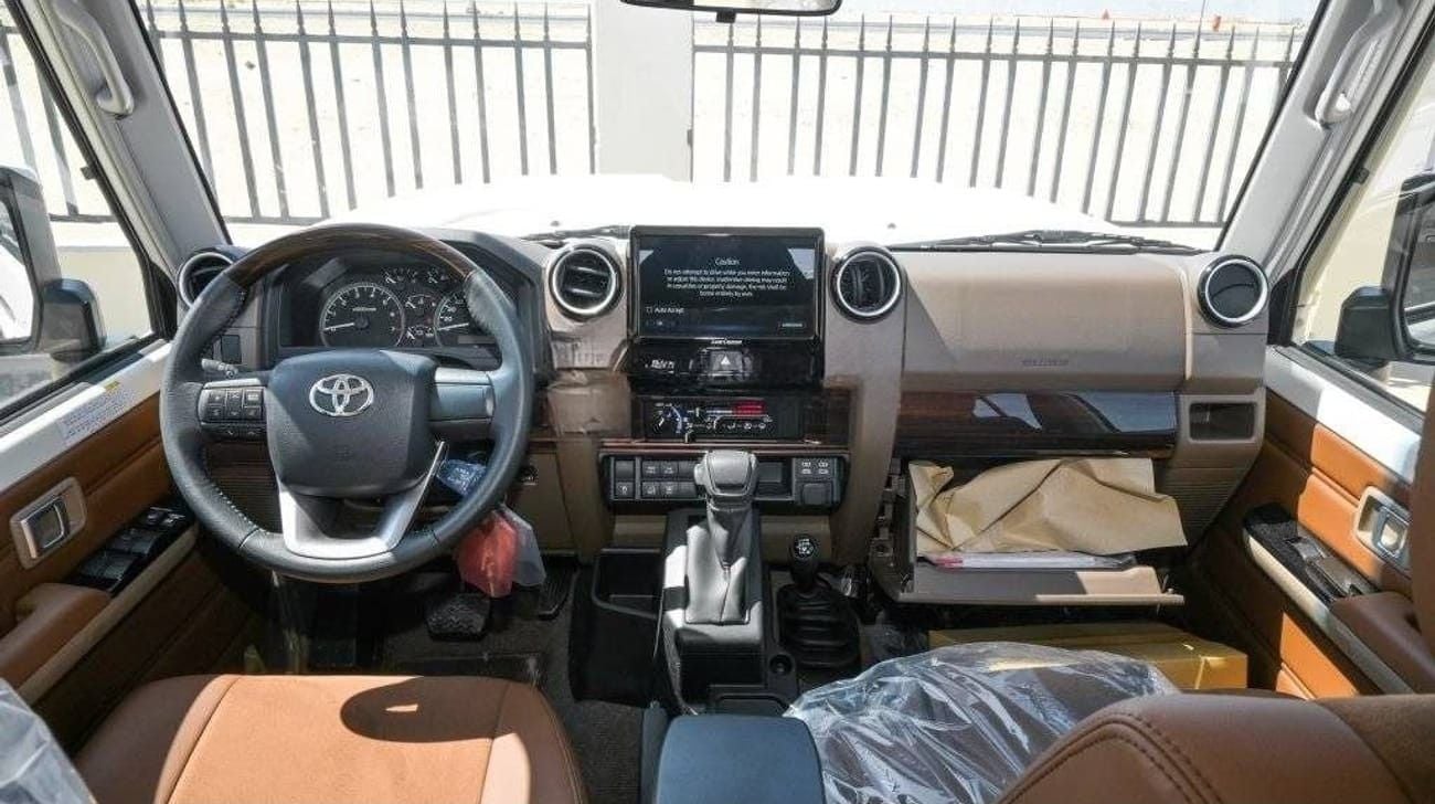 Toyota Land Cruiser 70 TOYOTA LC76 HARD TOP 5door 4.0L PETROL AT MY2025