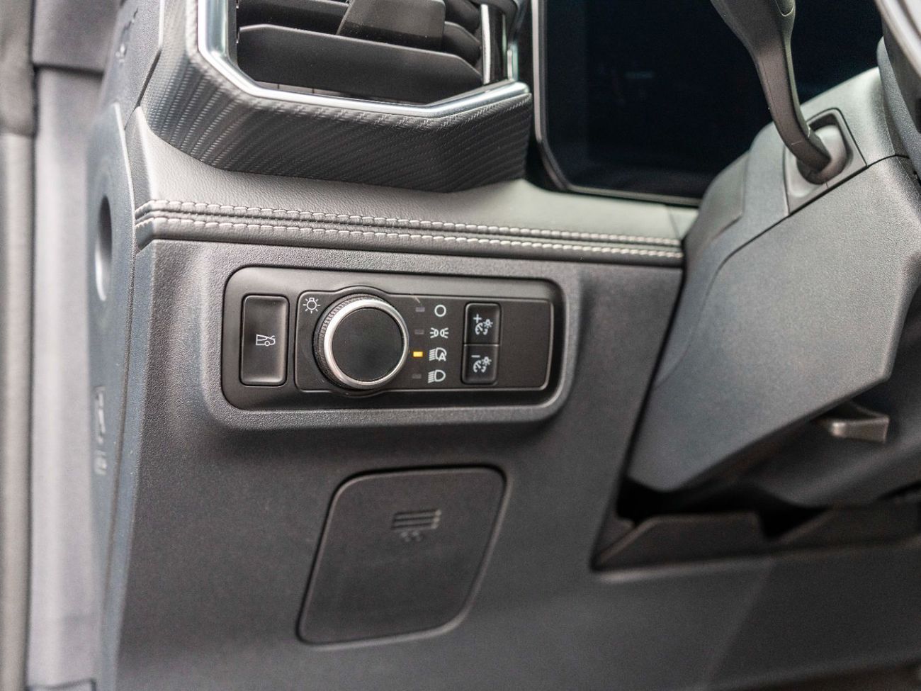 Ford Mustang Std 3.7L Convertible A/T