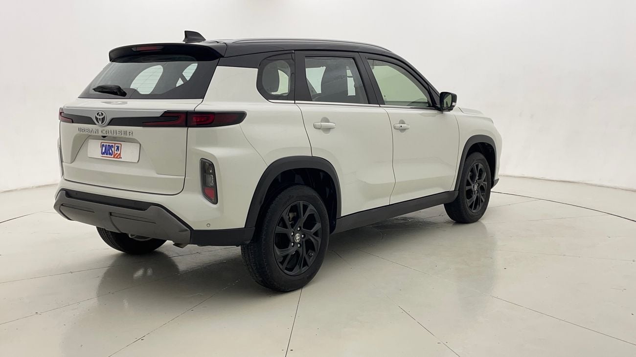 تويوتا أوربان كروزر GLX 1.5 | بدون دفعة مقدمة | اختبار القيادة في المنزل