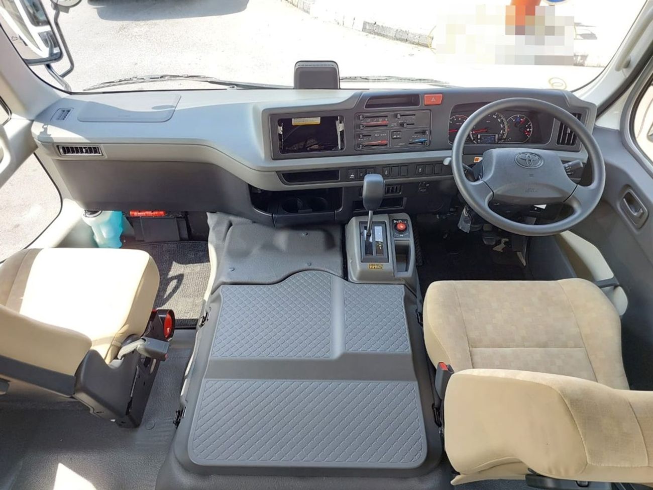 Toyota Coaster 2025 TOYOTA COASTER BUS BRAND NEW RHD 2.8 L DIESEL AUTOMATIC (PM02325)