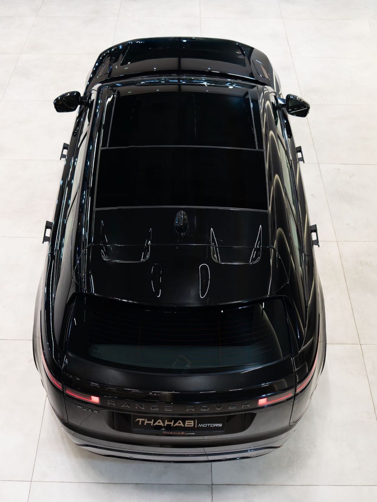لاند روفر رينج روفر فيلار - R-DYNAMIC P250 | 2025 | AL TAYER | 5 YRS WARRANTY | LOW MILEAGE | PERFECT CONDITION