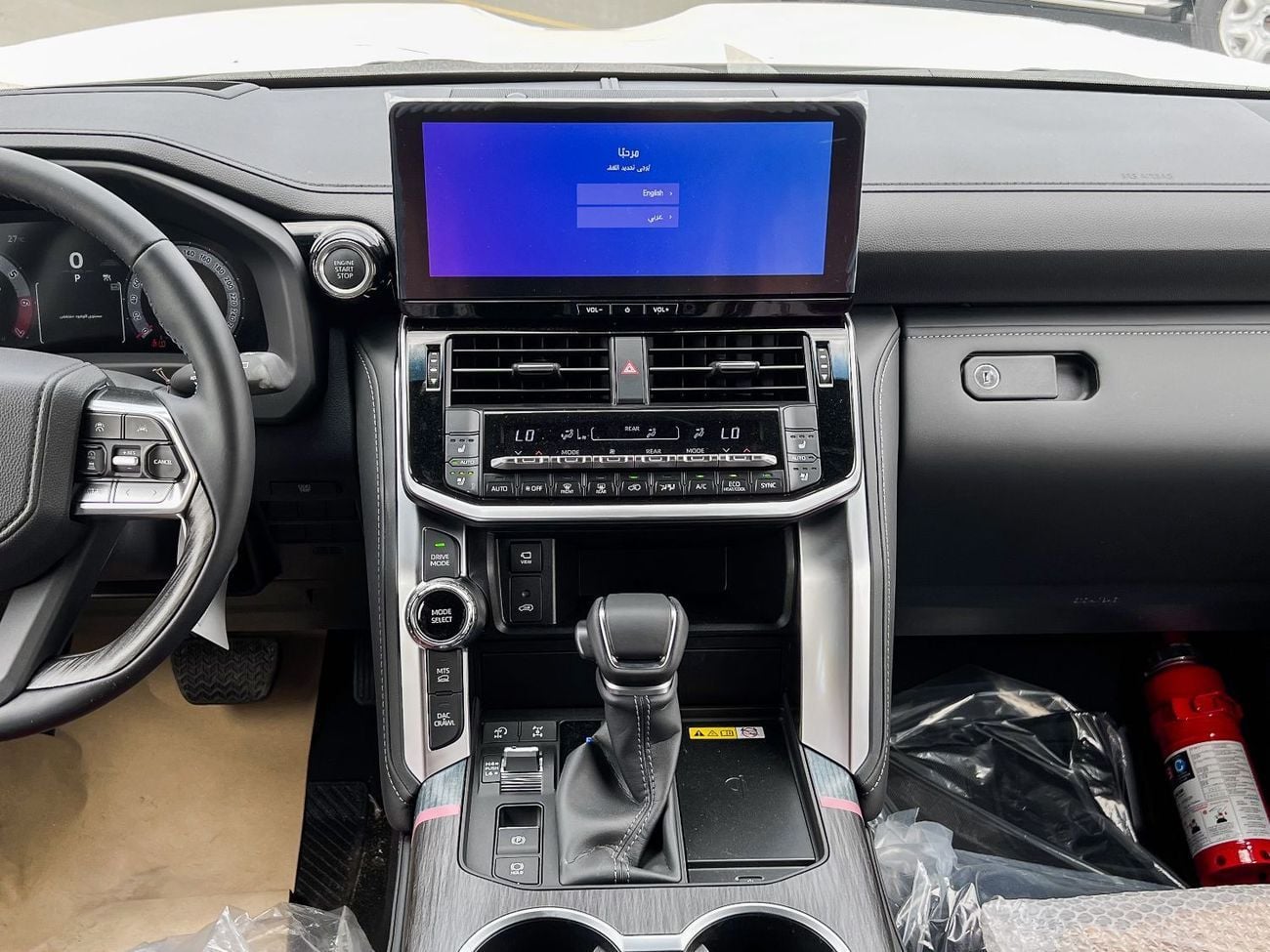 تويوتا لاند كروزر EXPORT ONLY - Toyota LC300 3.5L VXR (GCC Specification)