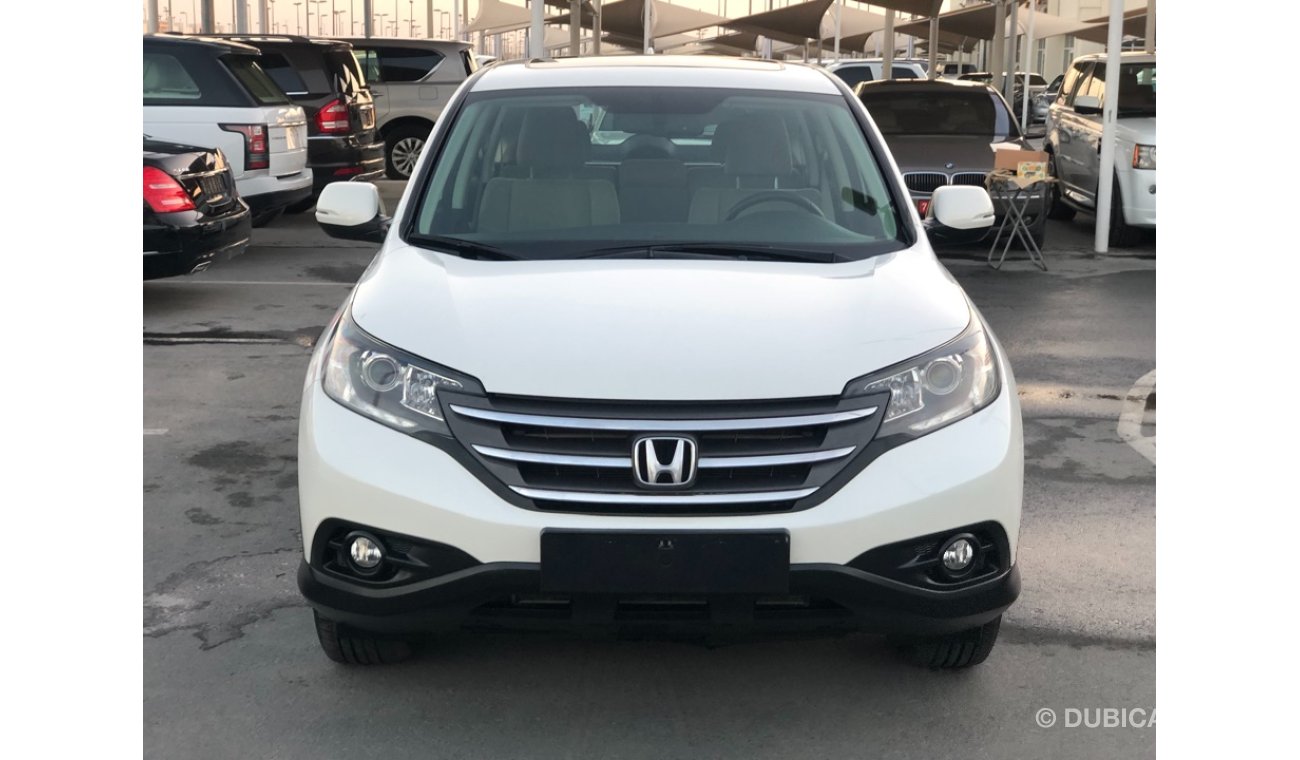 Honda CR-V Honda CRV model 2014 GCC CAR PERFECT CONDITION FULL OPTION