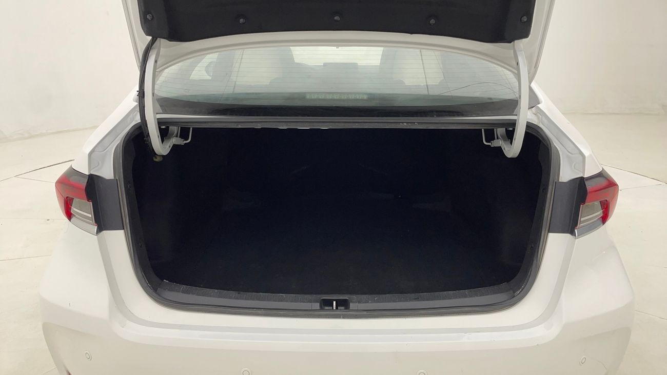 تويوتا كورولا XLI 1.6 | بدون دفعة مقدمة | اختبار القيادة في المنزل