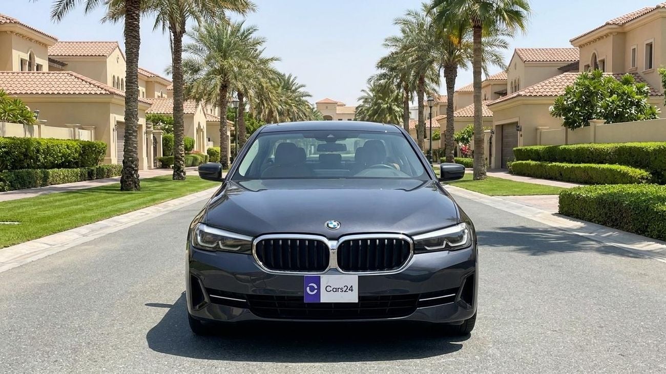 بي أم دبليو 520i JOY EDITION كارس24 هي سوق ضخم للسيارات المستعملة موثوق ومضمون ٪كارس24 هي سوق ضخم للسيارات المستعملة موثوق ومضمون