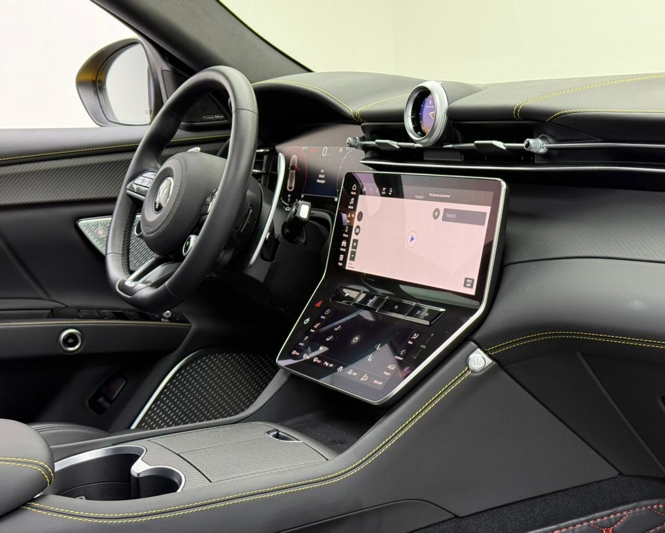 مازيراتي جريكال Trofeo 2023 Maserati Grecale Trofeo Primaserie, 2026 Maserati Warranty + Service Pack, Low Km, Japan