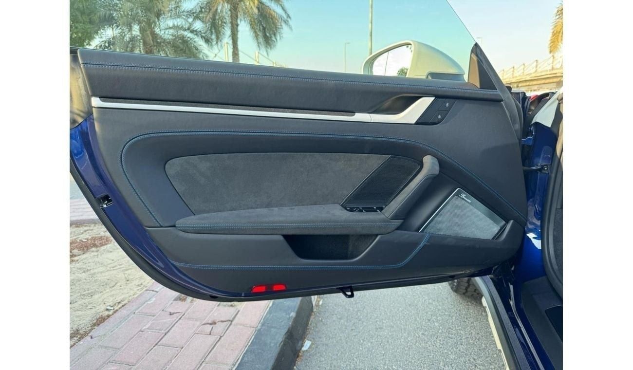 Porsche 911 Dakar 3.0L (475 HP) Coupe BRAND NEW GERMAN SPEC UNDER WARRANTY