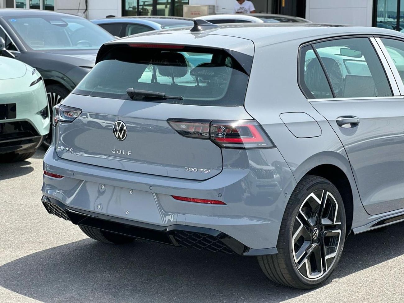 Volkswagen Golf R VOLKSWAGEN GOLF R