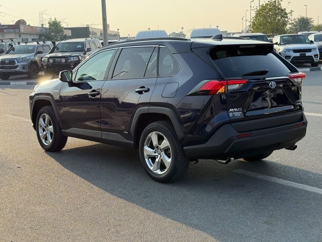 Toyota RAV4 XLE 2.5L