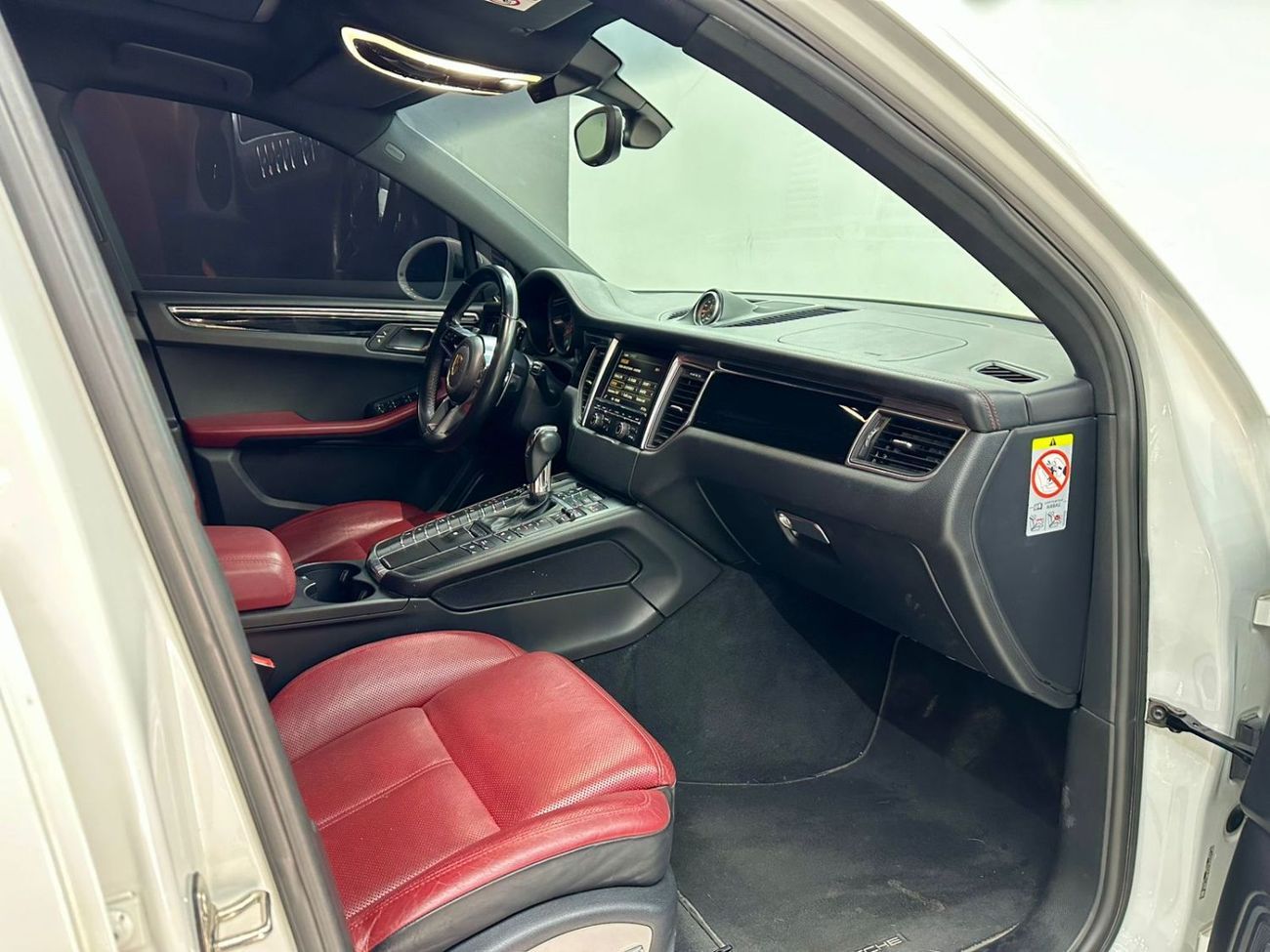 Porsche Macan S 3.0L (340 HP) AED 2,056 / Monthly l 0% Down payment l Macan S l Perfect Condition