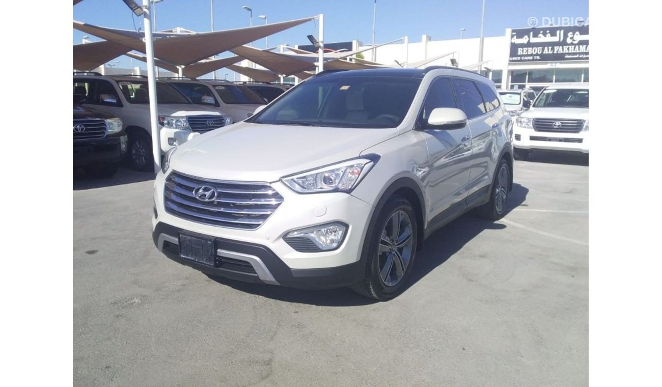 Hyundai Grand Santa Fe HYUNDAI GRAND SANTA FE 2016 GCC