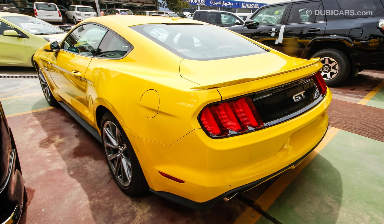 فورد موستانج GT V8 5.0L PETROL AUTOMATIC