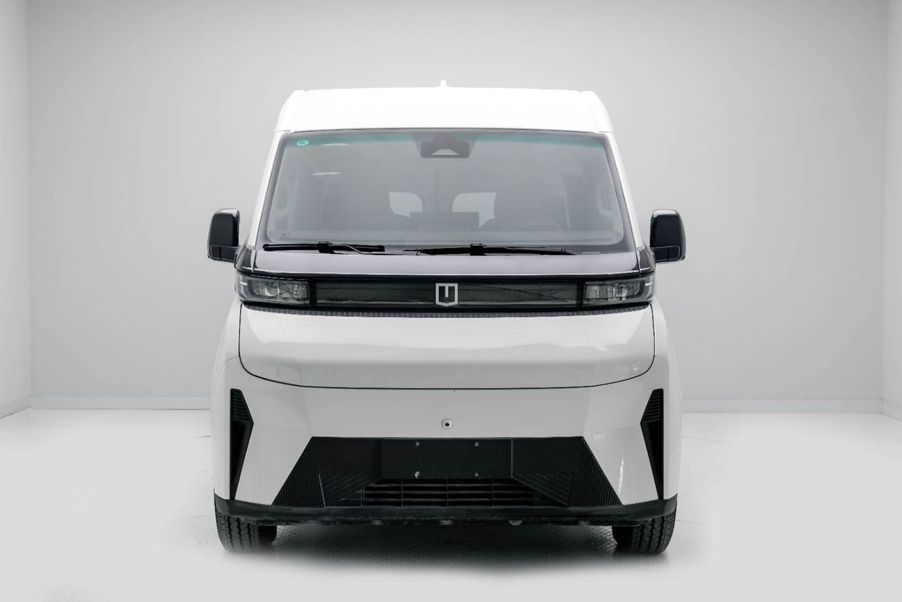 جيلي فيريزون 2025 Farizon Super Van - White inside Black | Export Only