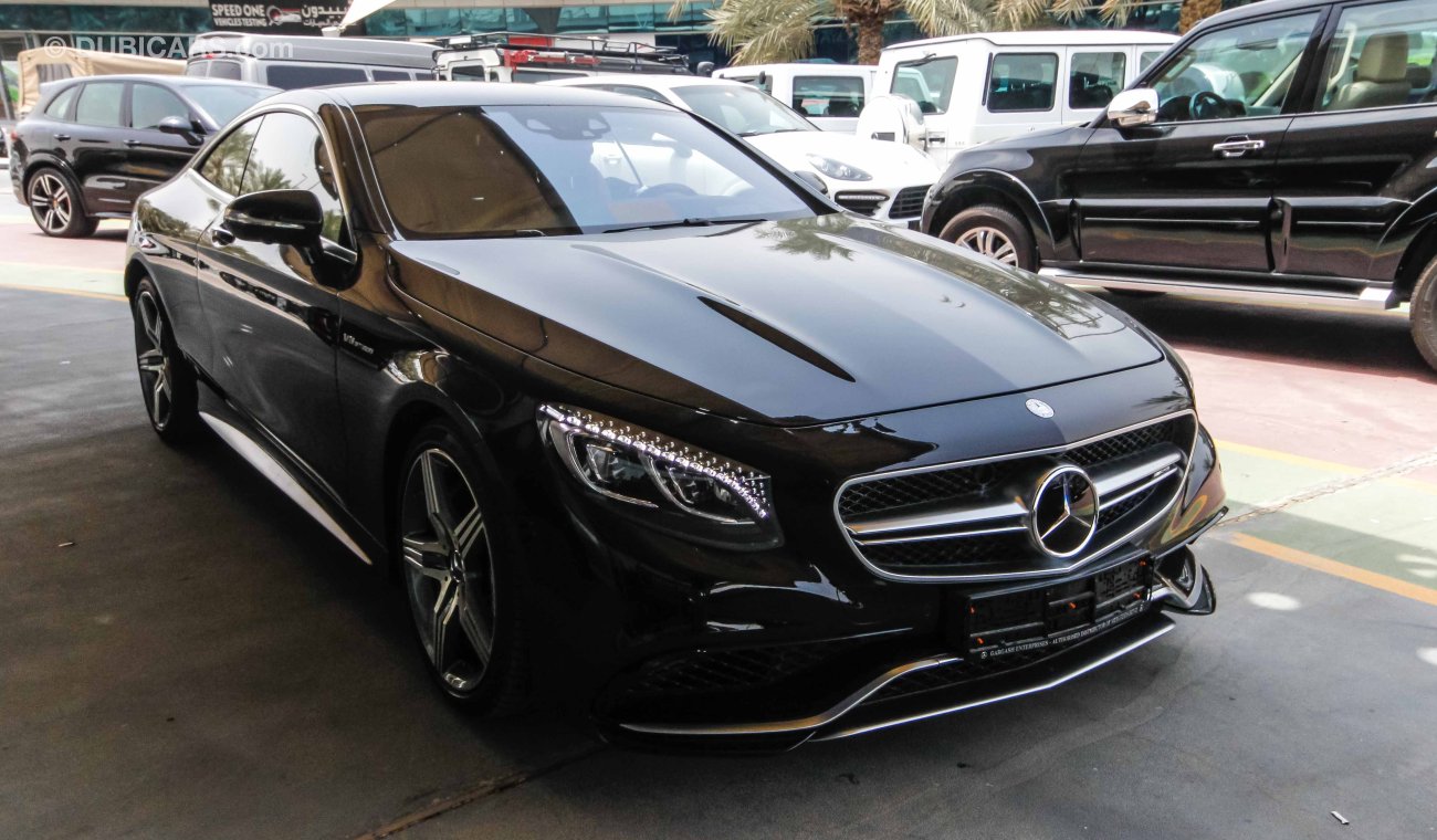 مرسيدس بنز S 63 AMG كوبيه 4 Matic