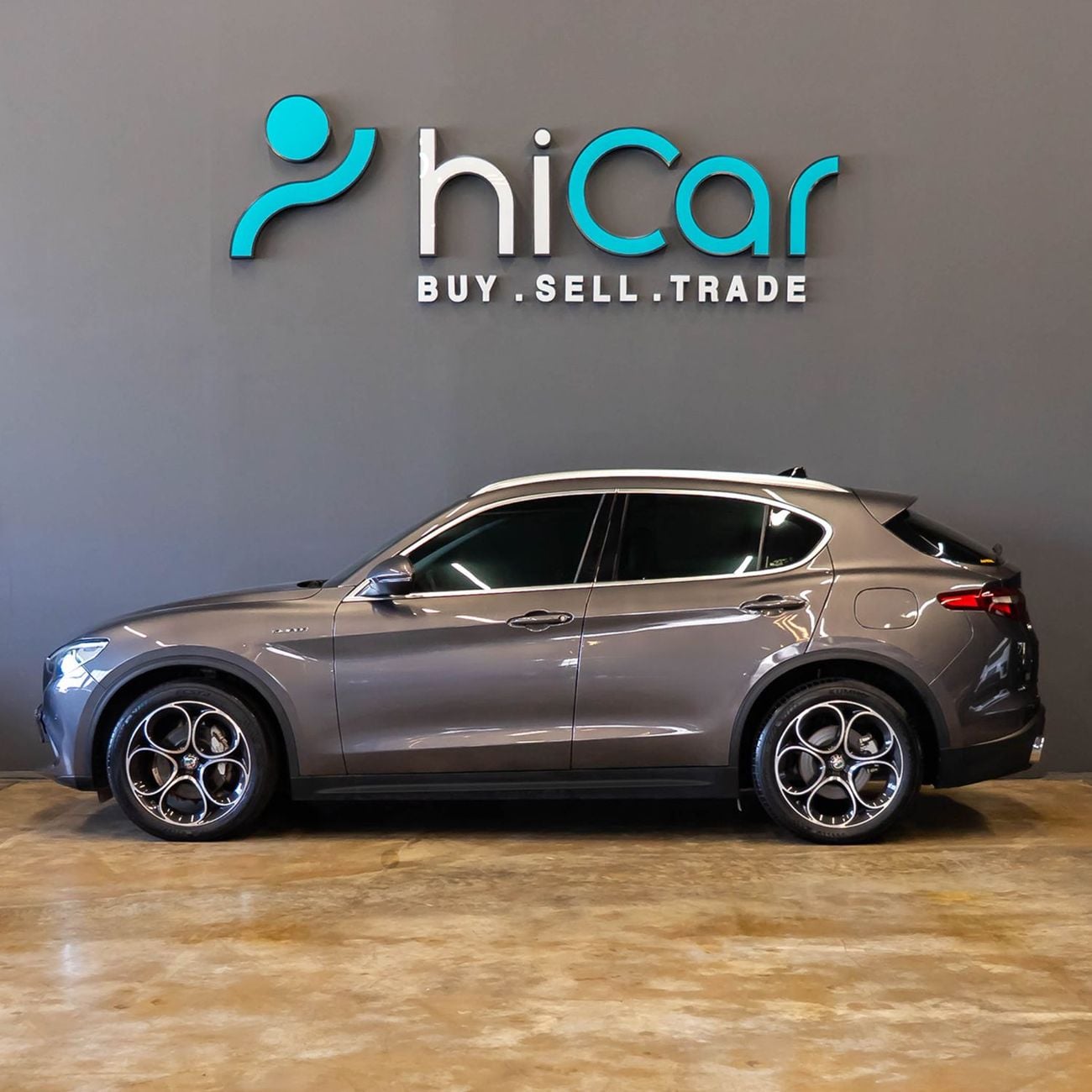 Alfa Romeo Stelvio SUPER AED 1,321 P.M • 0% Downpayment • Alfa Romeo Stelvio • 1 Year Warranty