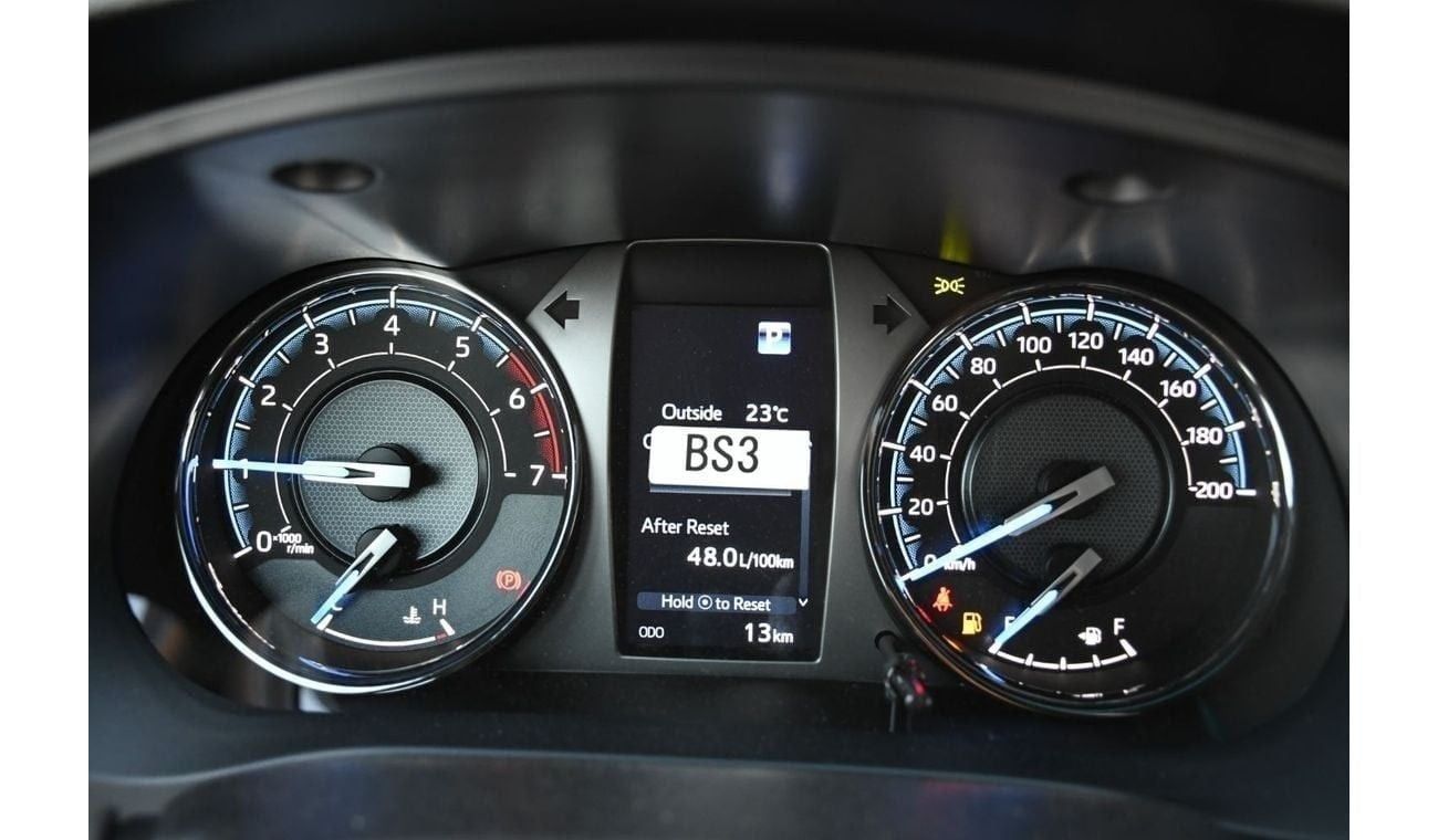 Toyota Hilux 4.0L Adventure V6 (Ready Stock )