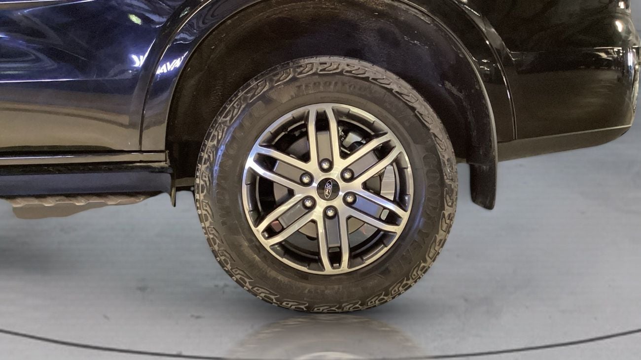 Ford Everest 2.3 XLS 4WD AUTO CLOTH OFF ROAD 18ALW | Guaranteed Warranty | 0 Down Payment