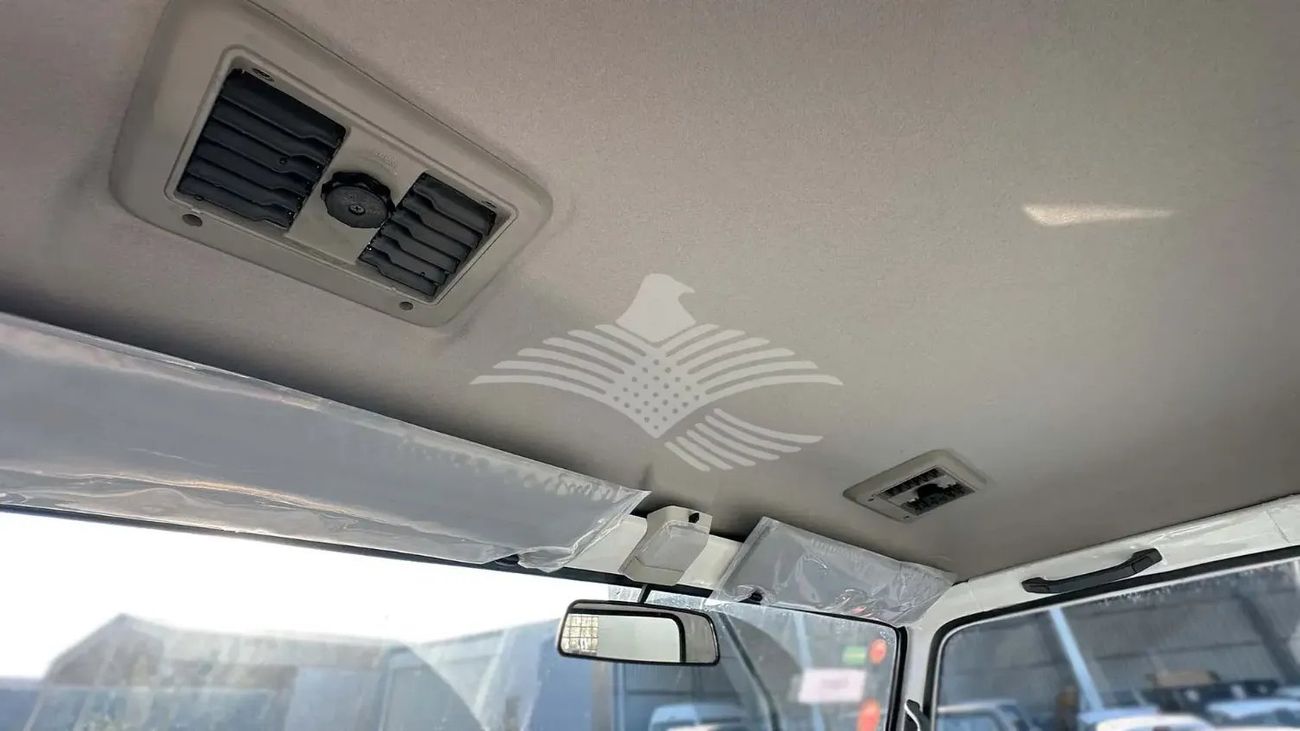 إس إم إل إيسوزو سمراٹ T3500 تپر SML ISUZU Samrat T3500 Tipper 3.5L 4x2 LHD Diesel MT