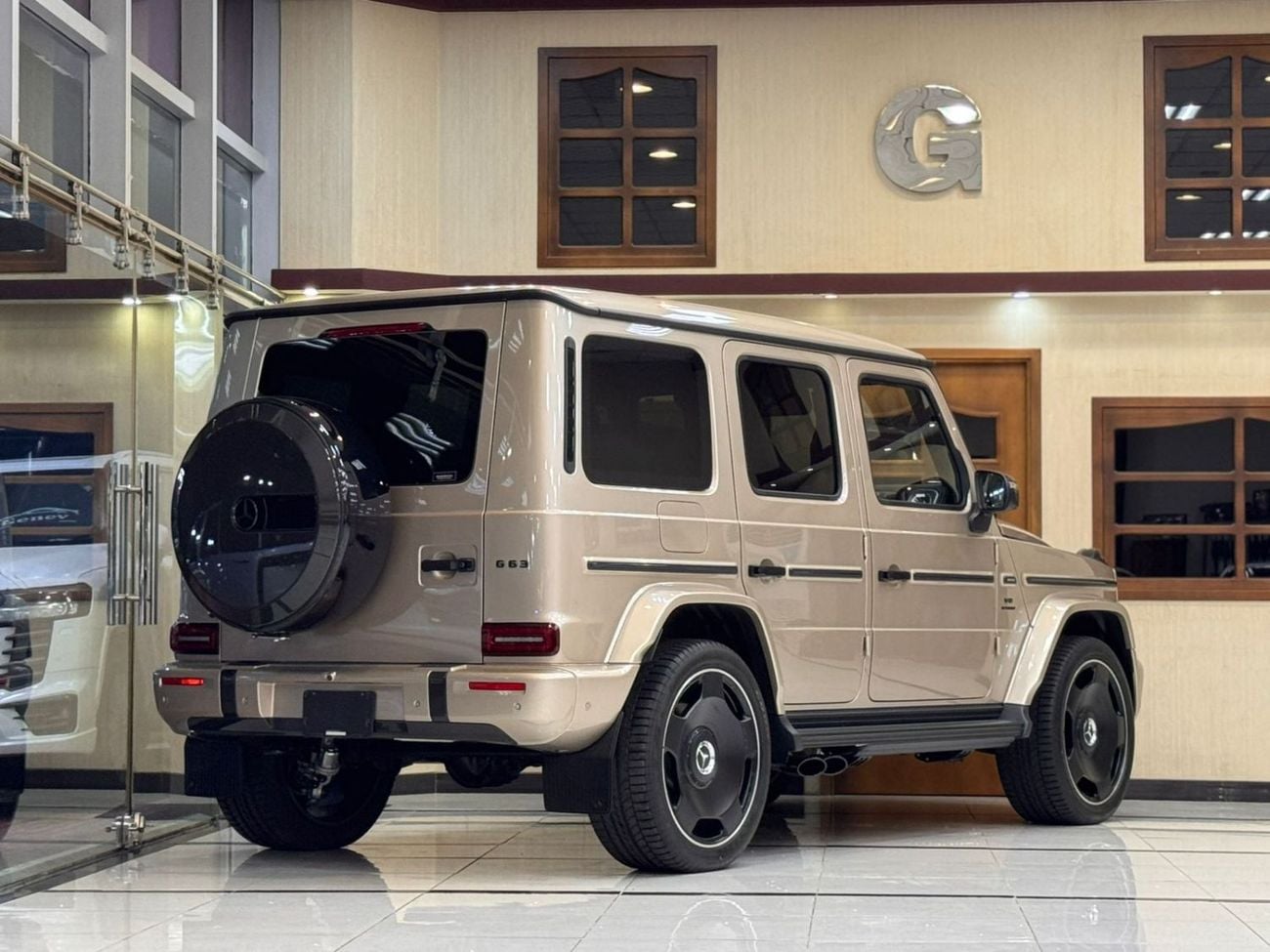 مرسيدس بنز G 63 AMG STD