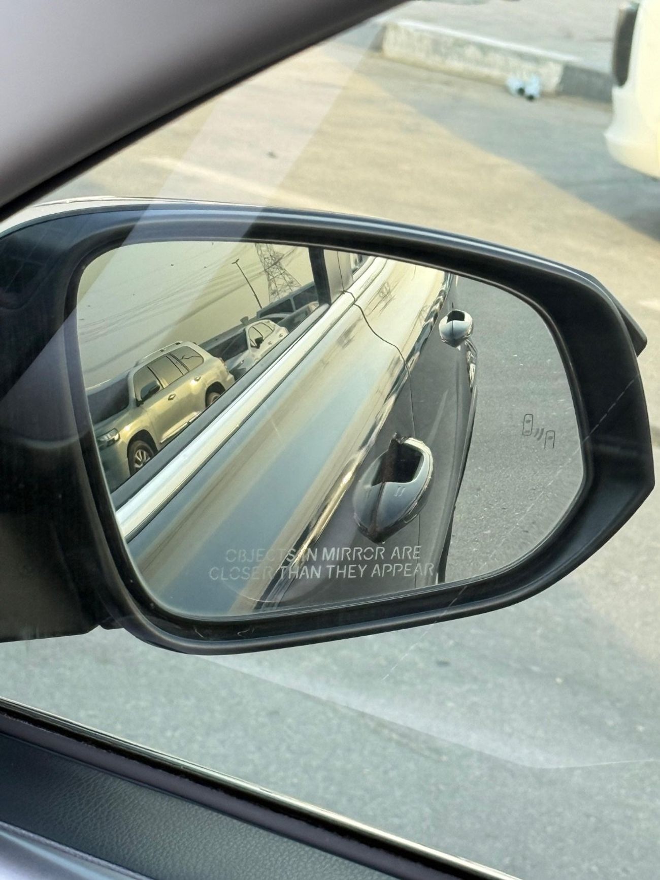 تويوتا راف ٤ XLE 2.5L