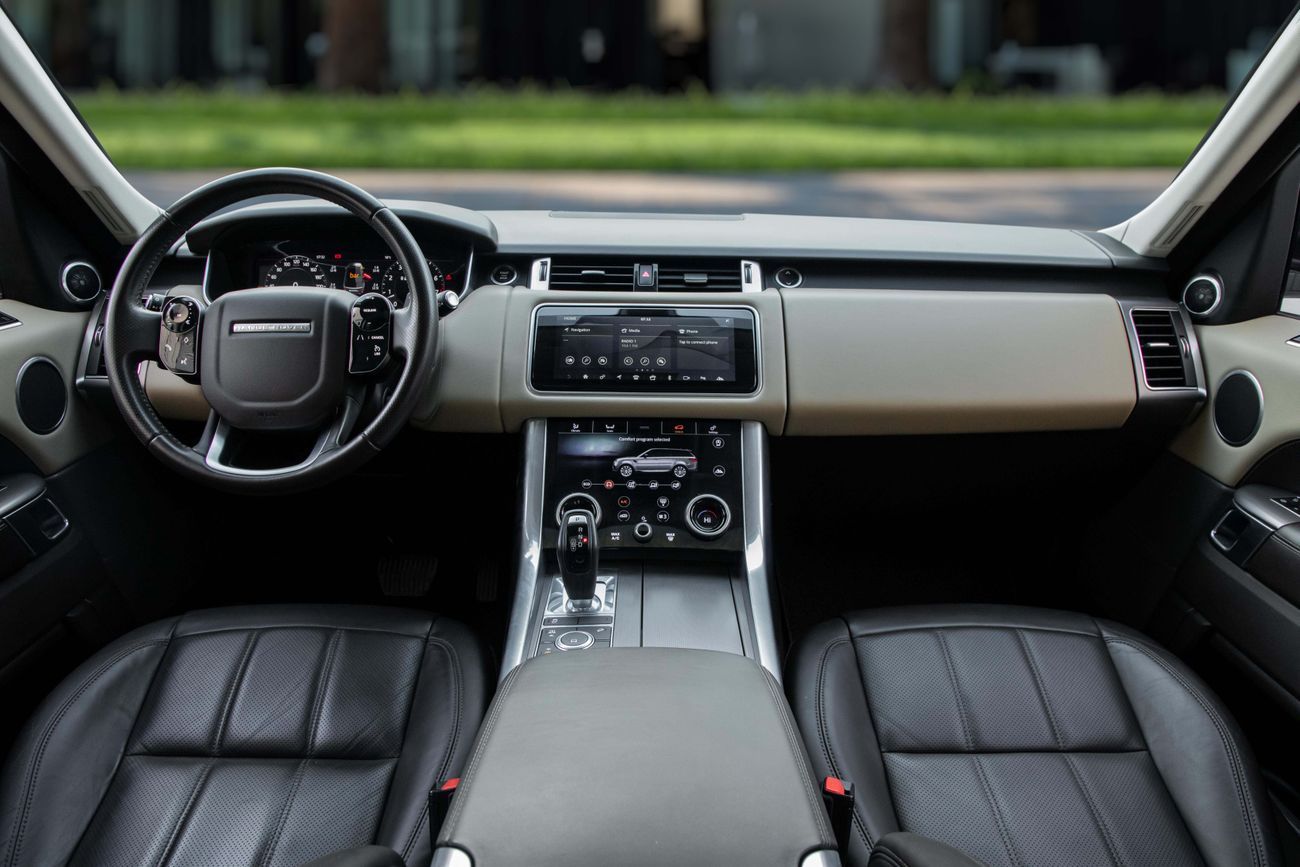 Land Rover Range Rover Sport Range Rover Sport | 3,134 P.M | 0% Downpayment | Al Tayer History | Soft Closing Doors