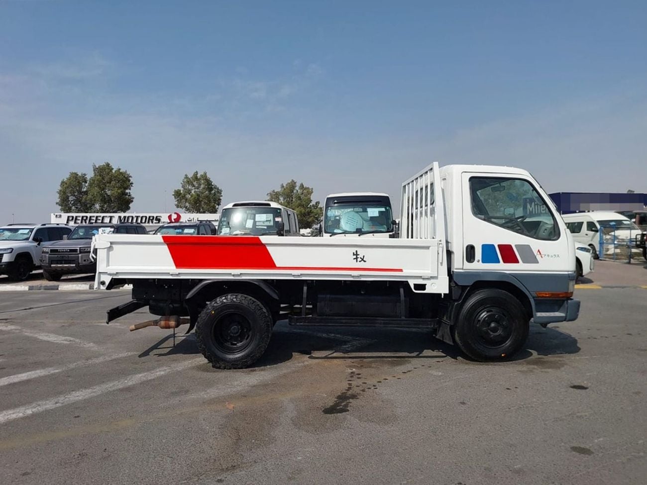 Mitsubishi Fuso Canter (RAMADAN OFFER) MITSUBISHI CANTER TRUCK RHD 1996 MODEL 4.6 L DIESEL MANUAL(PM20447)