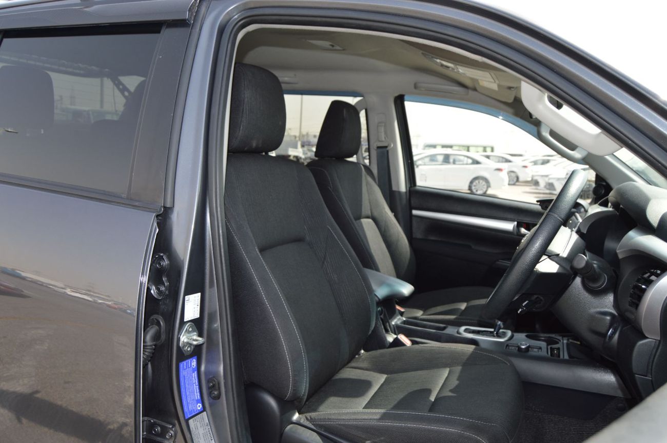 Toyota Hilux Double cabin, perfect inside and outside