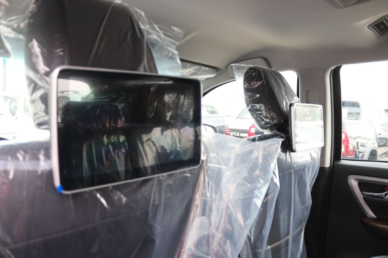 Toyota Fortuner 2023 TOYOTA FORTUNER VXR 2.8 DIESEL 4X4 **التصدير فقط خارج الخليج***EXPORT ONLY