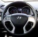Hyundai Tucson SE 2.0L AWD Hyundai Tucson 2.0L 4WD 2015 GCC accident-free in excellent condition