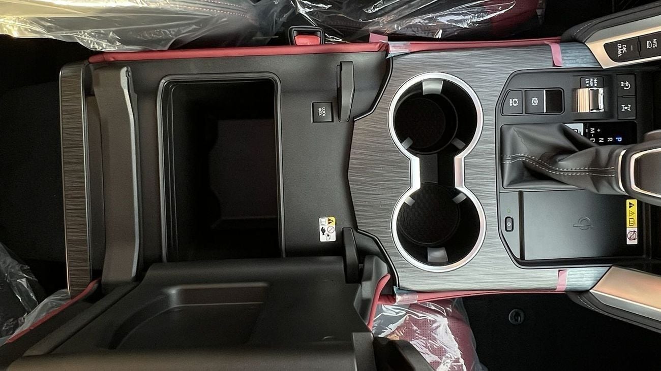 تويوتا لاند كروزر GR SPORT 3.5 HEV 2026