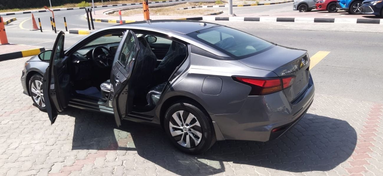 Nissan Altima S