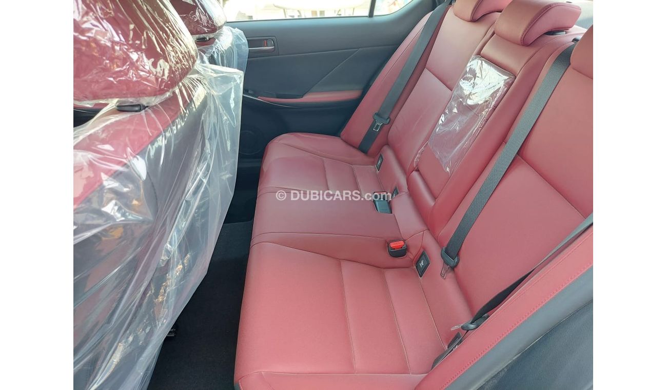 لكزس IS 300 IS 300 موديل 2021 ، 2.0 لتر ، خلفي ، جلد داخلي ، عجلات مصبوبة ، للتصدير والتسجيل المحلي