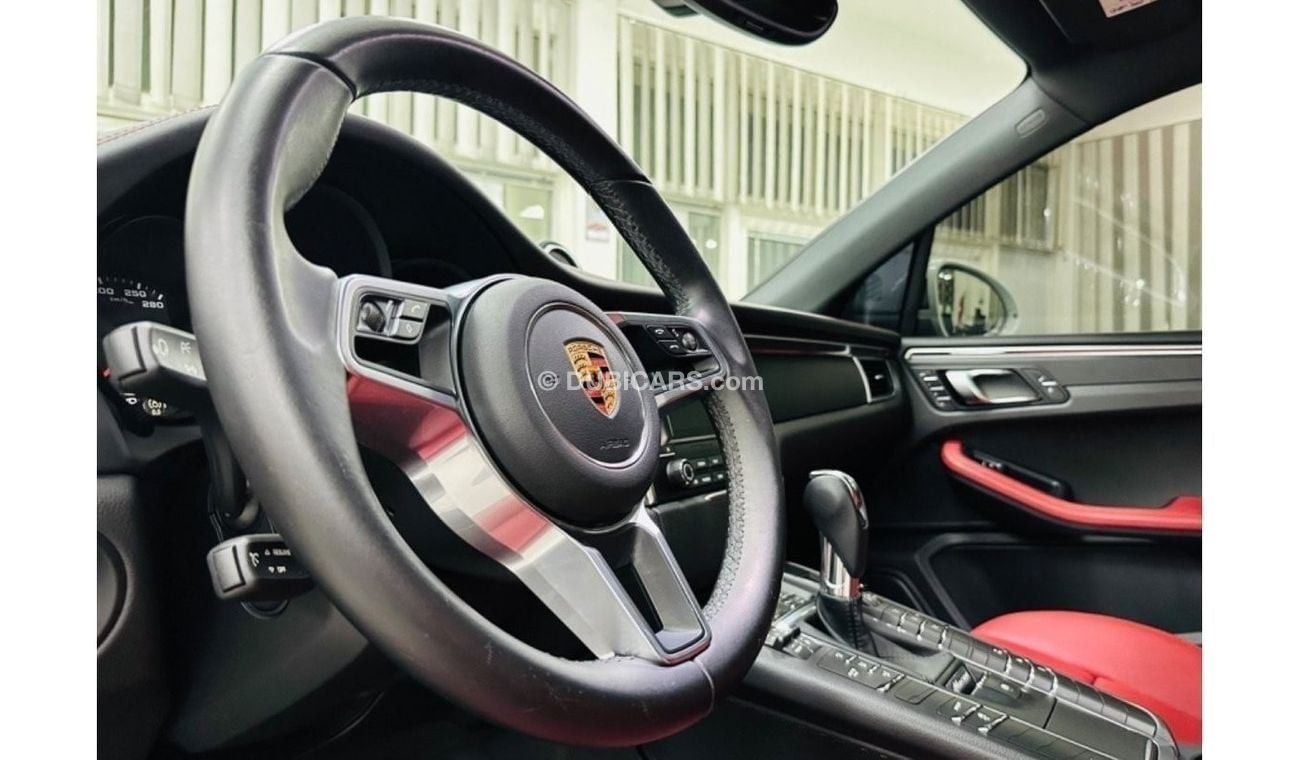 بورش ماكان Std