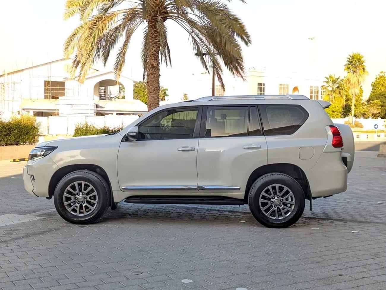 Toyota Prado VXR - GCC Specs - Accident Free - Excellent Condition