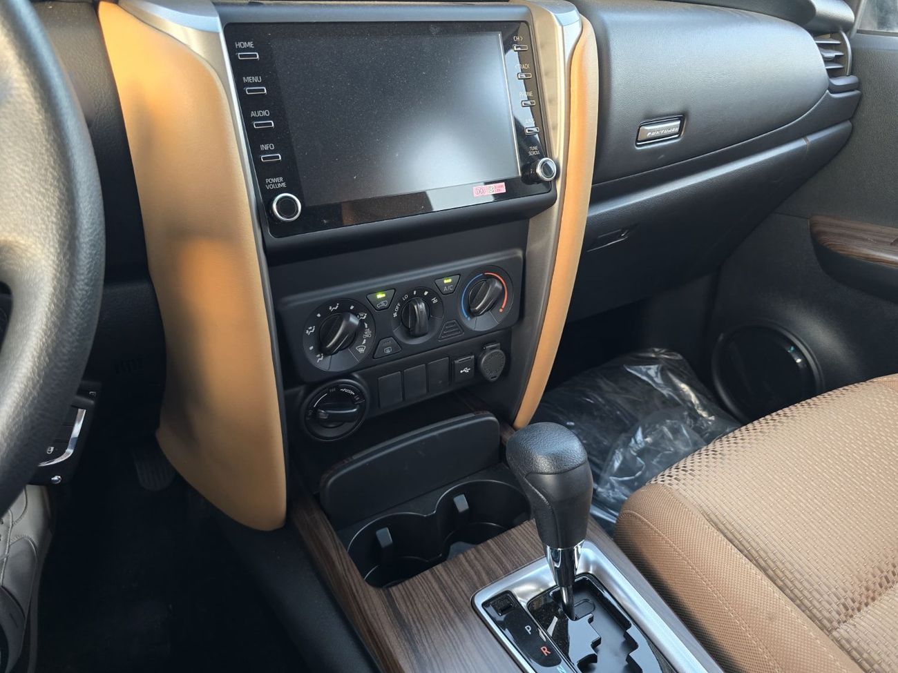 Toyota Fortuner 2.7L AT 2025 Model