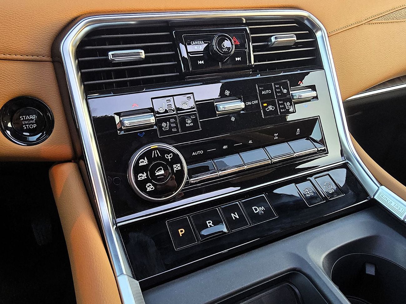 نيسان باترول Nissan Patrol LE Platinum City 3.5l Twin turbo petrol A/T 4WD SUV Black Color Inside Tan GCC 2026 Mo