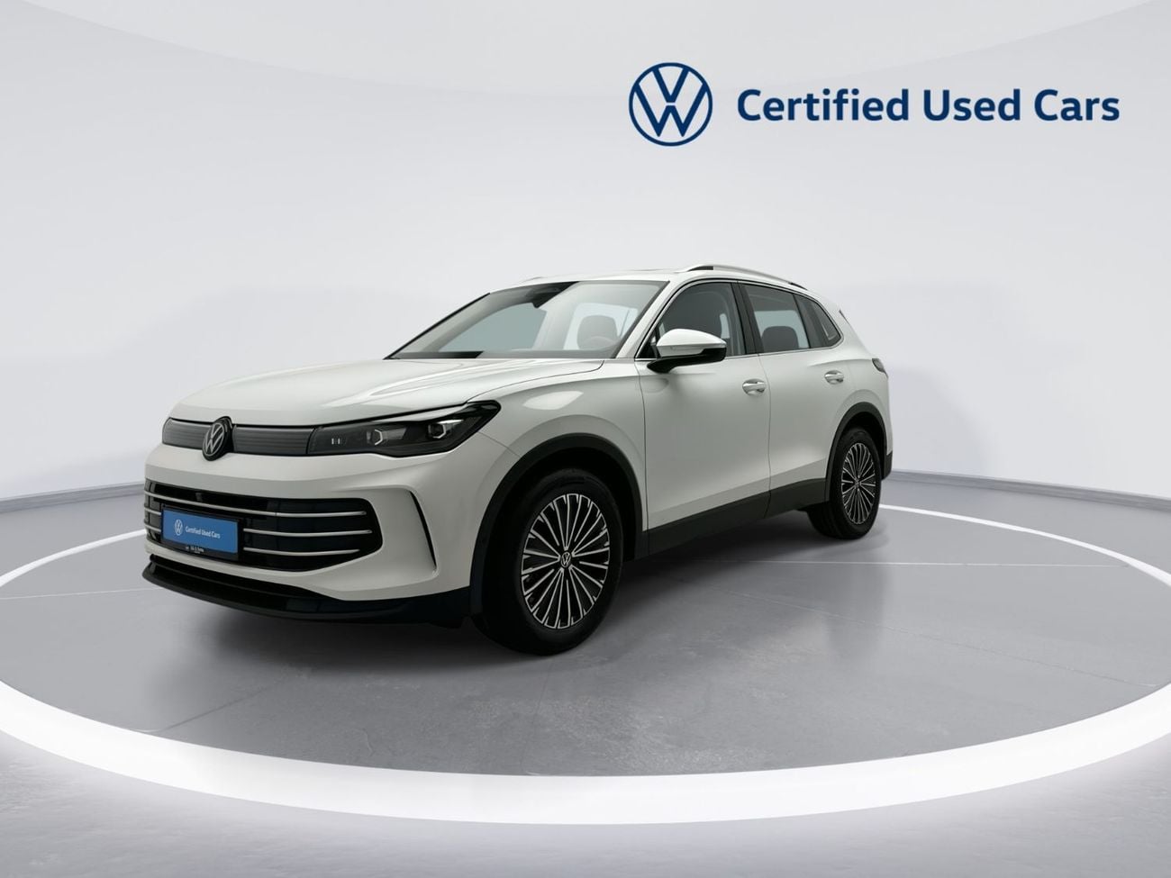 فولكس واجن تيجوان 1.4L | Panoramic Sunroof with Leather Seats  | VW Certified | GCC Specs