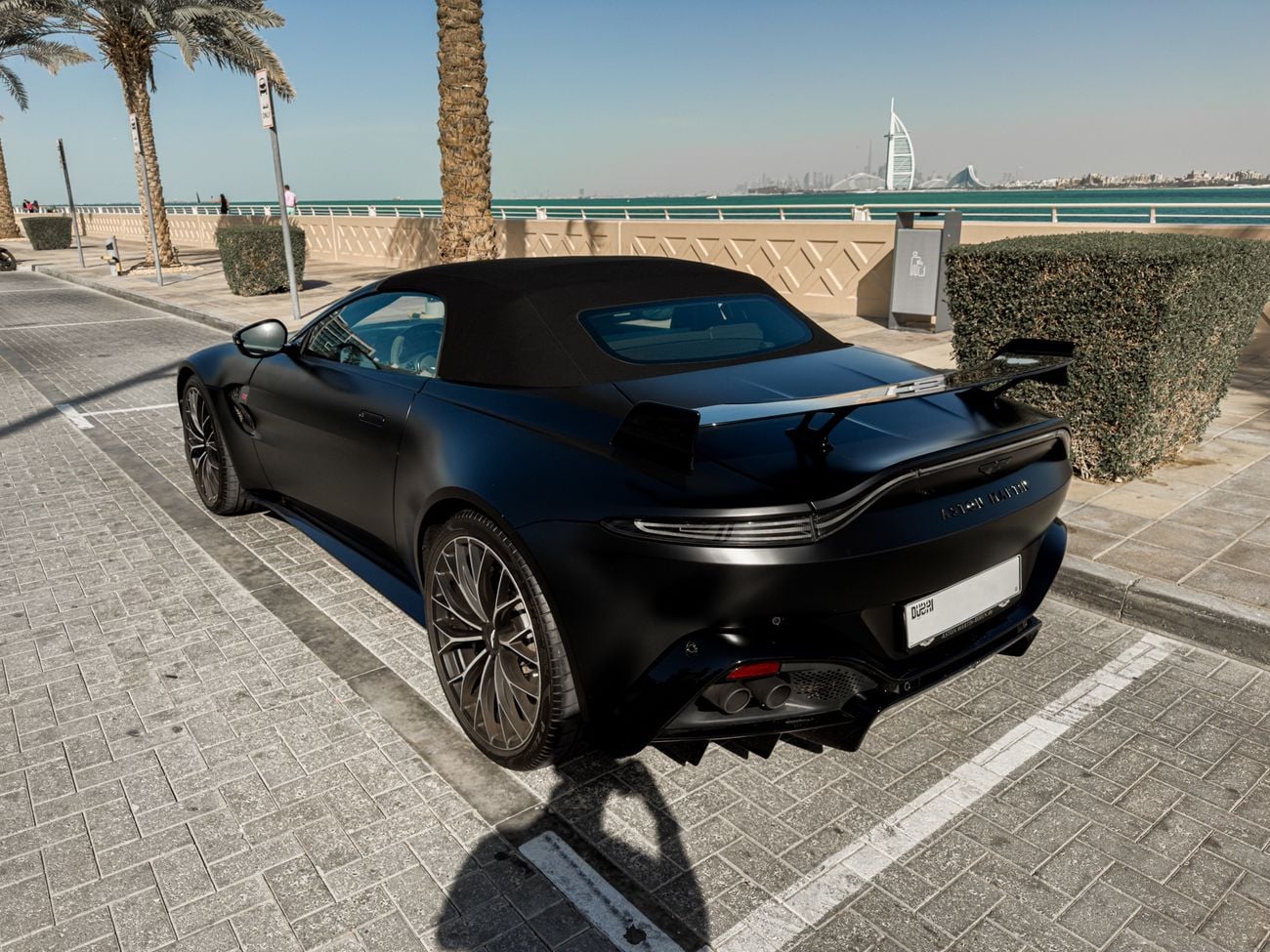 أستون مارتن فانتيج F1 Edition 4.0L